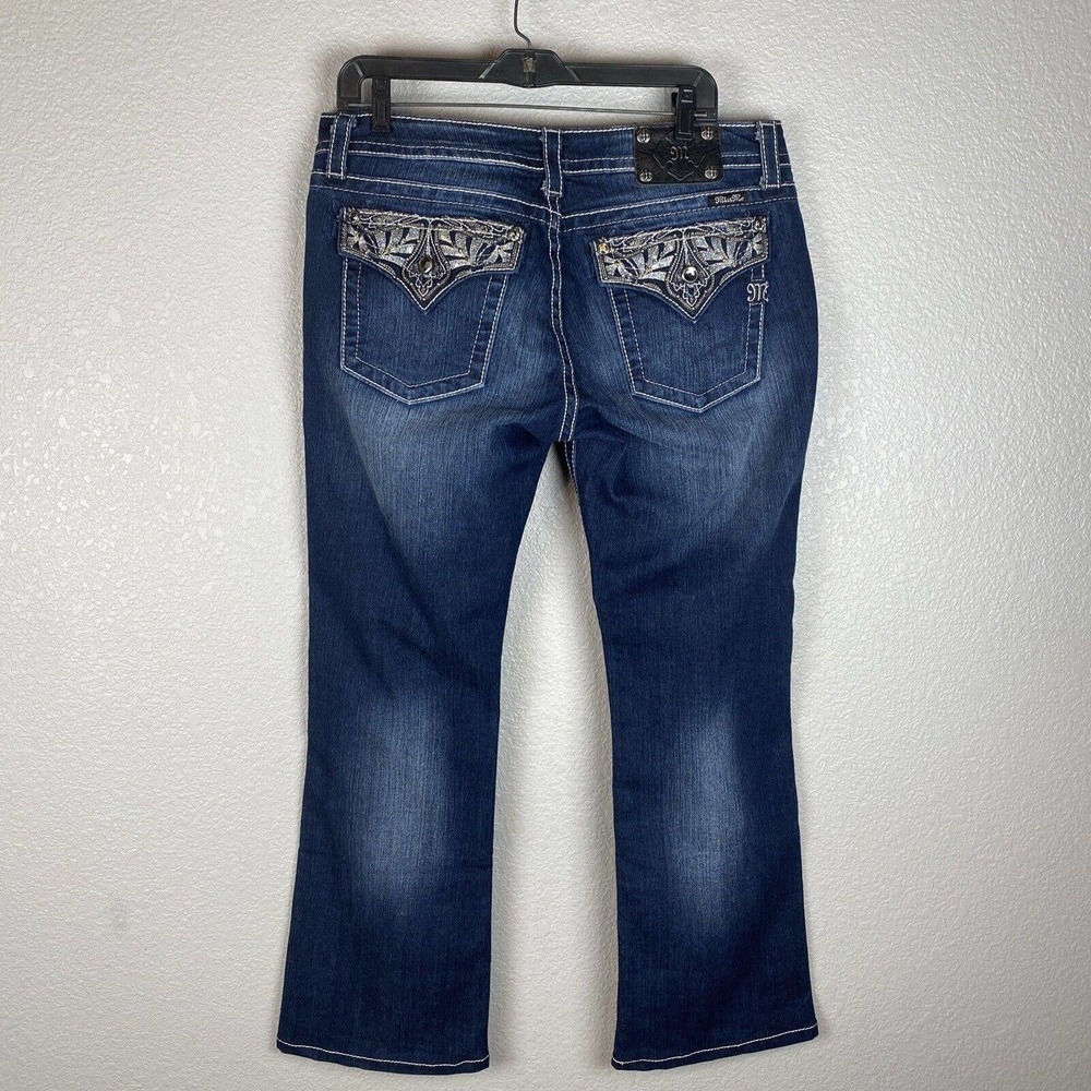 Miss Me Womens Jeans 34 X 29 CAPRIS Signature Boot Mid Rise Jeweled Pocket - Picture 5 of 11